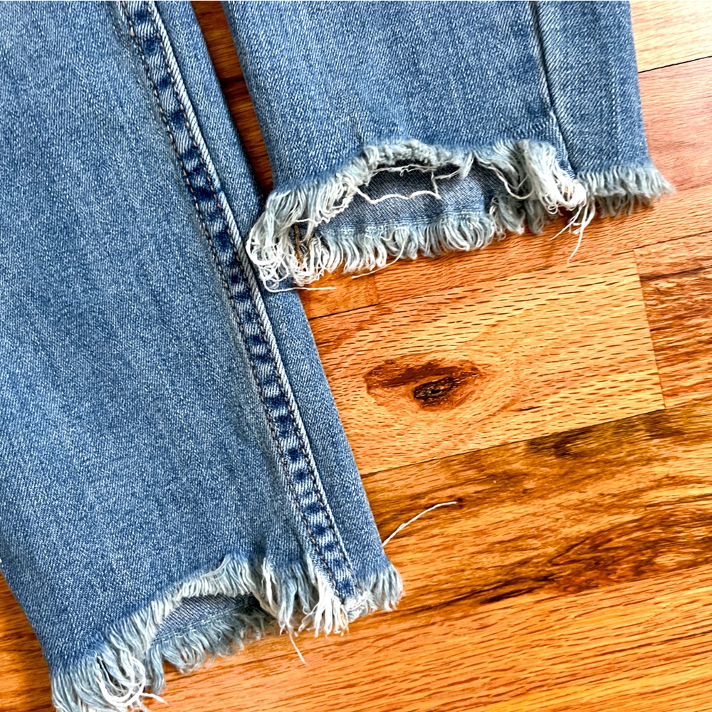 Free People Cut-Off Ripped Low Rise Light Blue Grunge Jeans, Size 26 - Picture 7 of 7